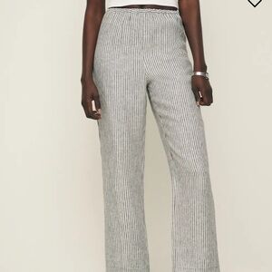 Reformation Remi Cropped Linen Pant Vineyard - Size M